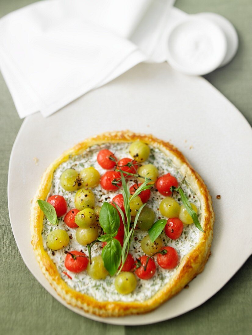 Cherry tomato tart with basil