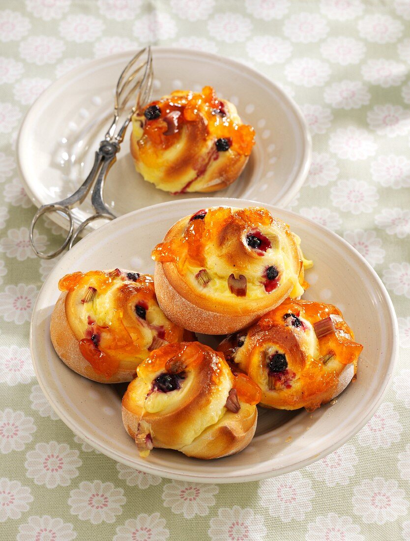 Rhubarb and blueberry whirls