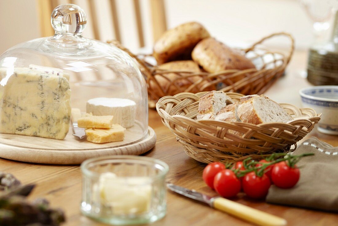 A light meal of cheese, bread and tomatoes