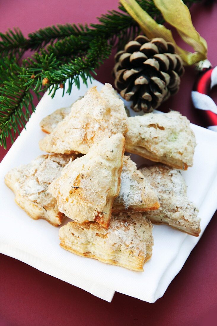 Christmas tree-shaped, puff pastry, vanilla, cookies with pine infused sugar