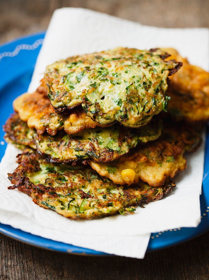 Vegetable fritters with sweetcorn and courgette