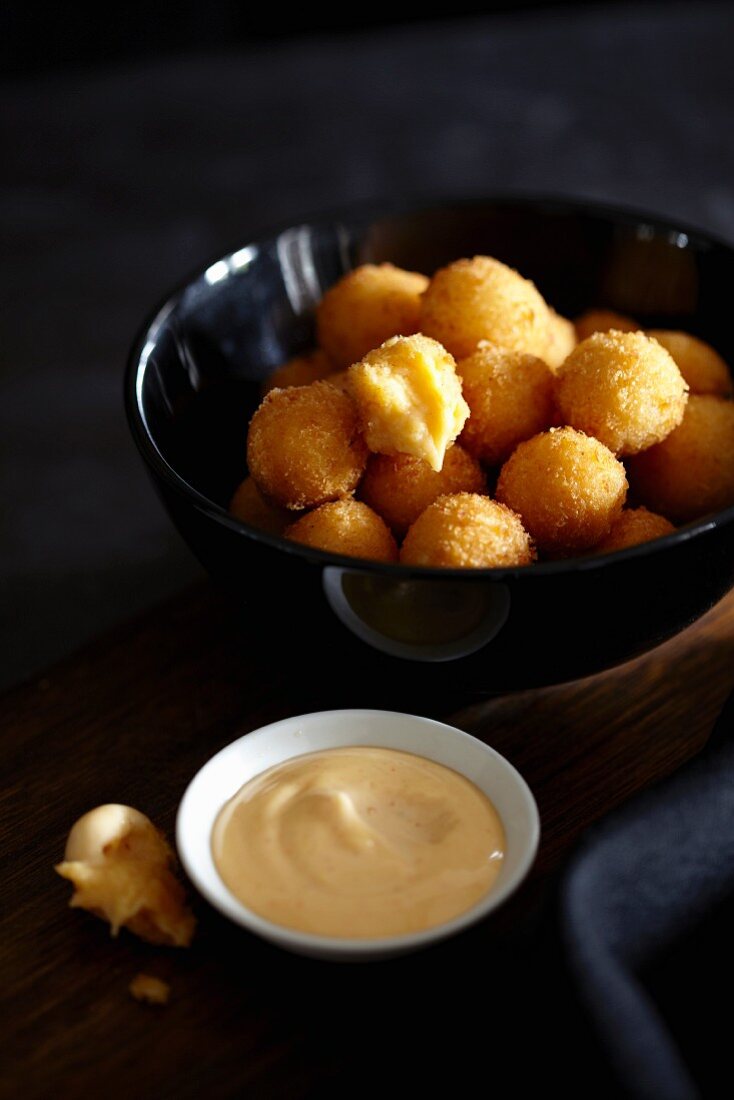 Truffle and cheese croquettes with aioli