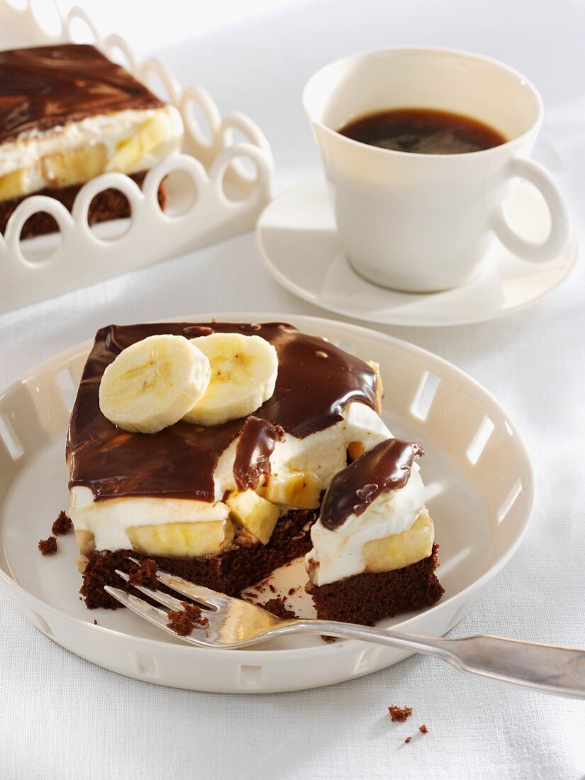 Banana and chocolate cake