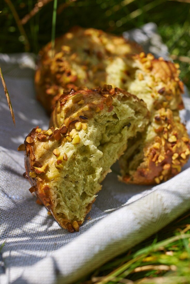 Brioche mit Pistazien