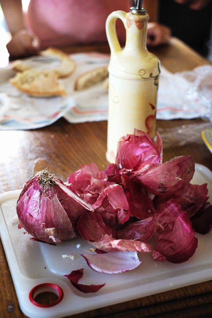 Red onion skins