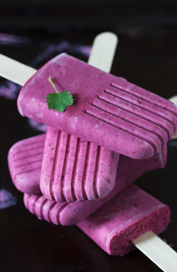 Stacked Currant Popsicles