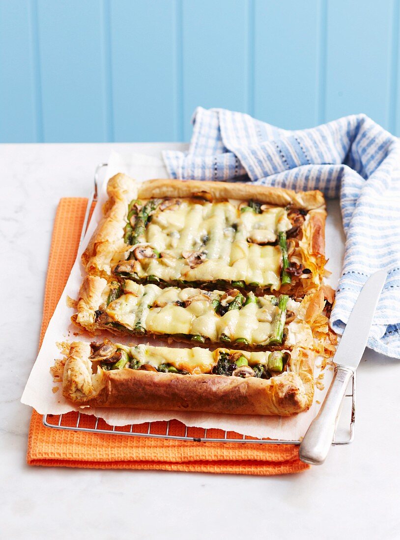 Mushroom and asparagus tart