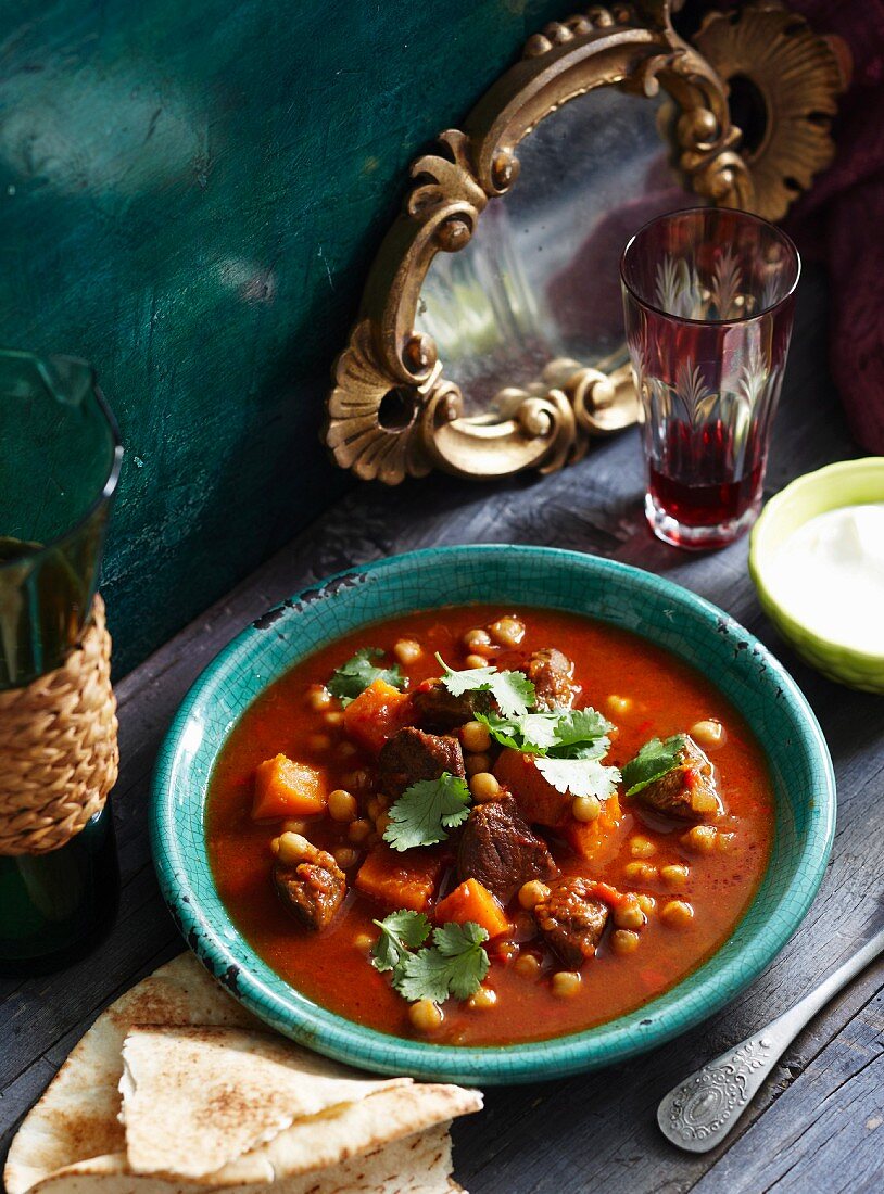 Spiced lamb and pumpkin soup