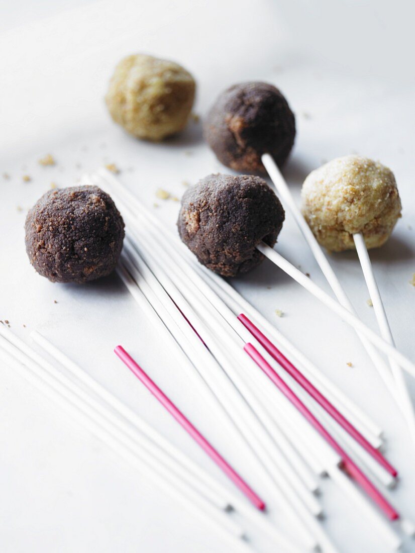 Cake Pops auf Stielen