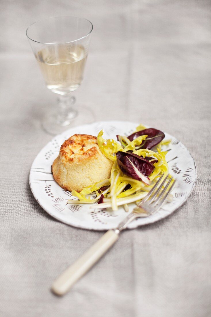 Savoury pudding with salad leaves