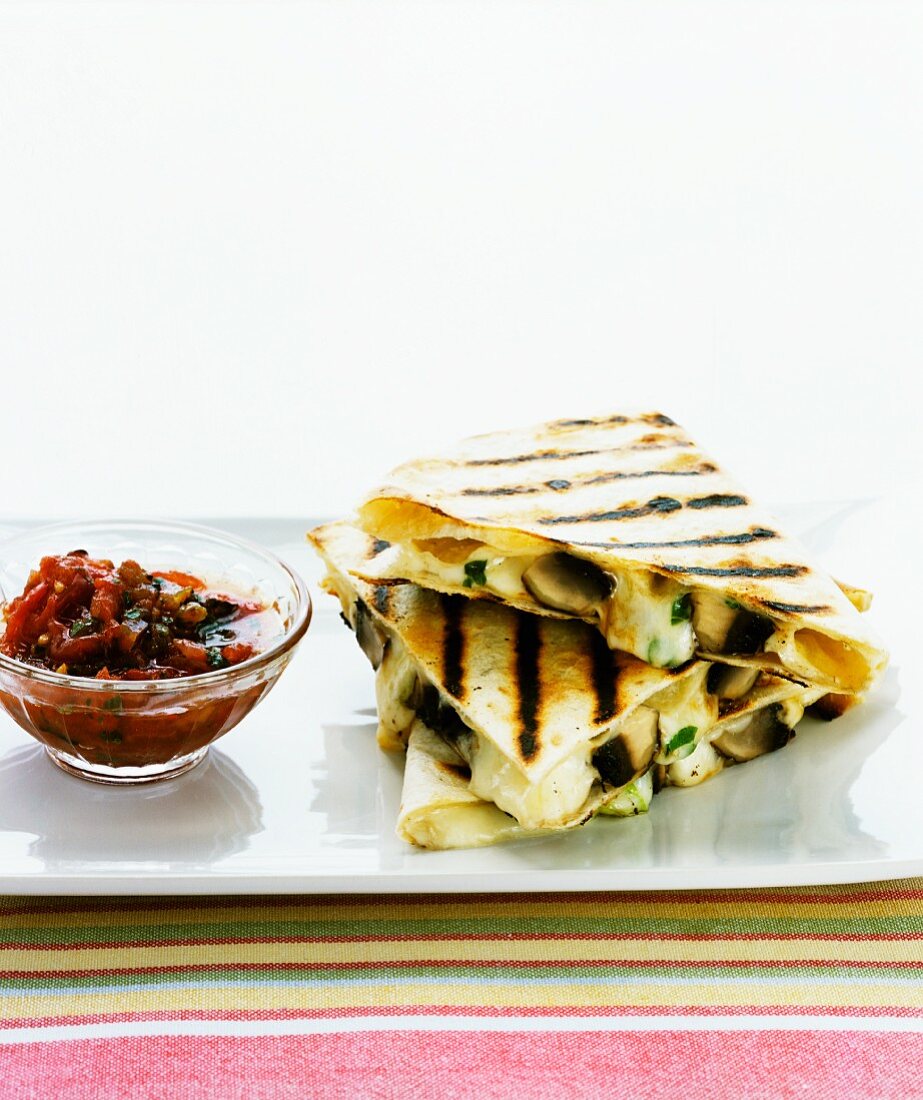 Quesadillas with cheese and mushroom filling