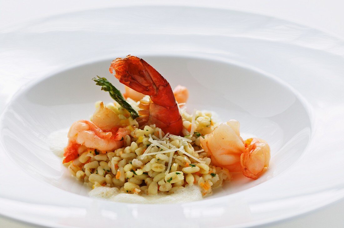 Barley risotto with prawns