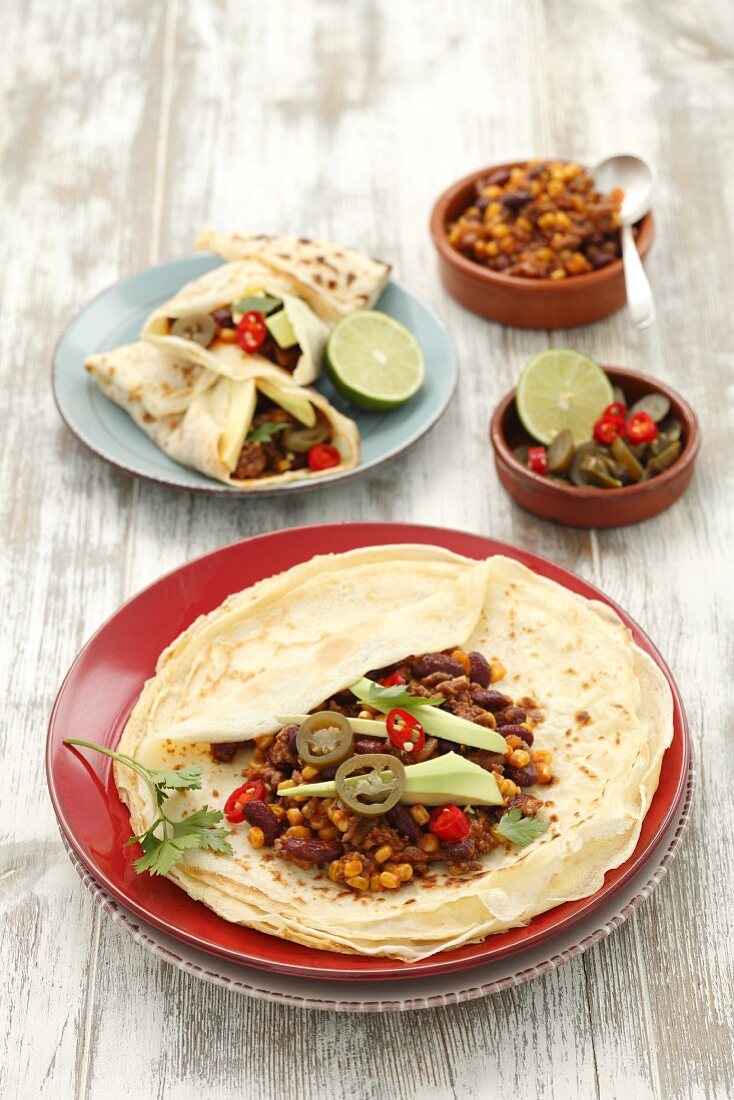 Tortillas mit Hackfleisch und Jalapenos