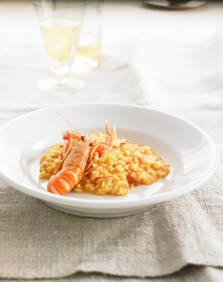 Saffron risotto with crustaceans