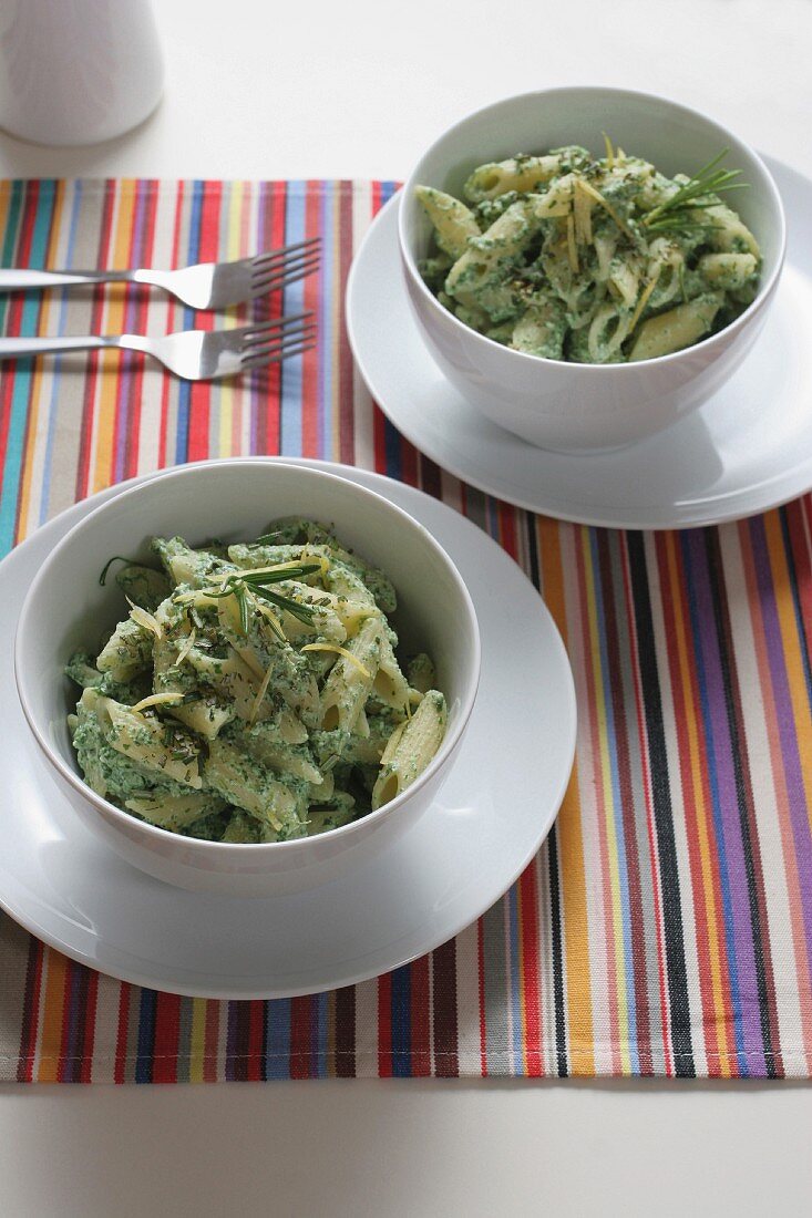 Pennette with creamed spinach, Italy