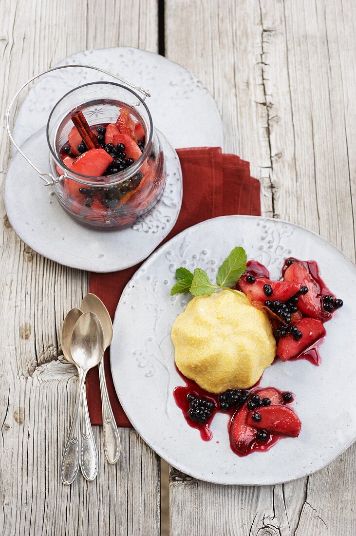 Semolina pudding with elderberry and apple compote