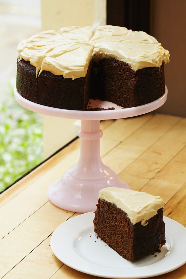 Chocolate cake with vanilla topping