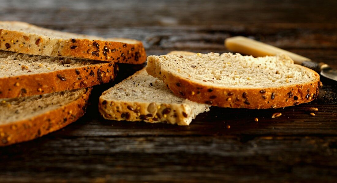 Einige Scheiben Vollkornbrot