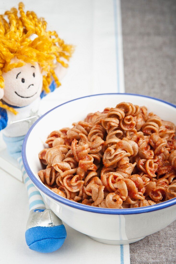Tomato pasta for children