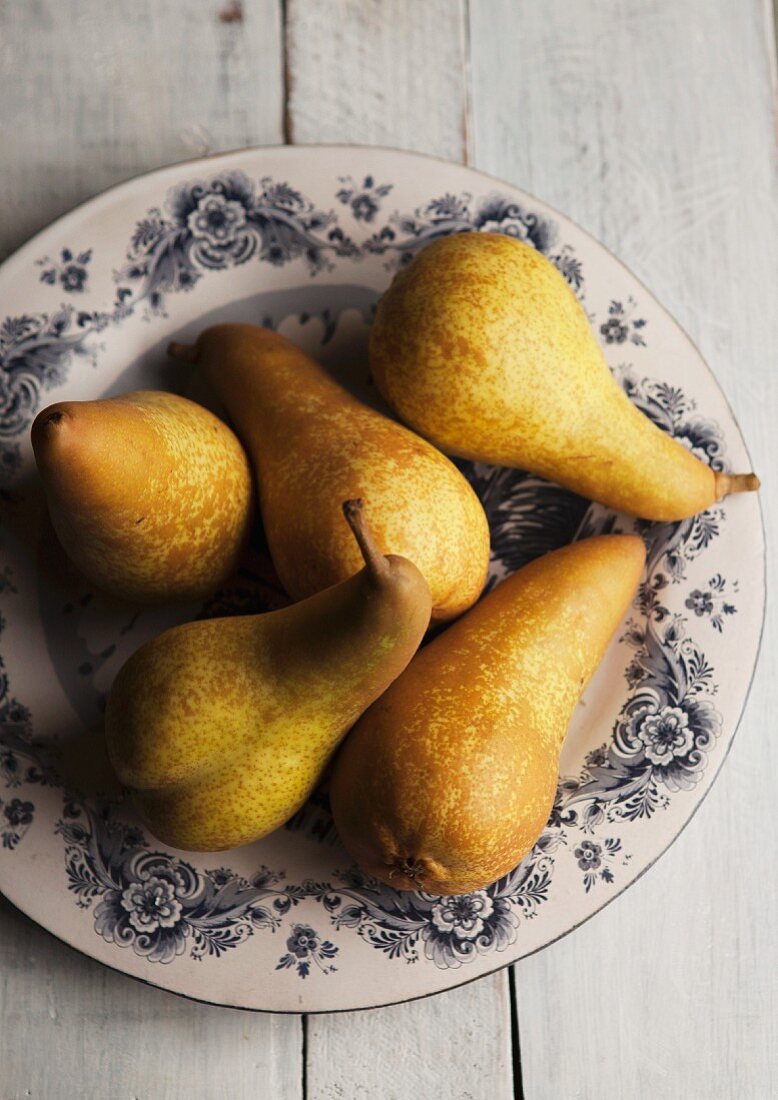 Several pears on a plate