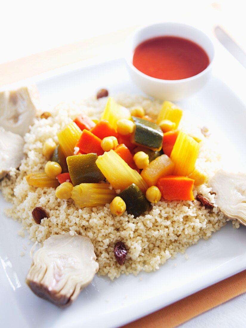 Couscous mit Gemüse und Rosinen