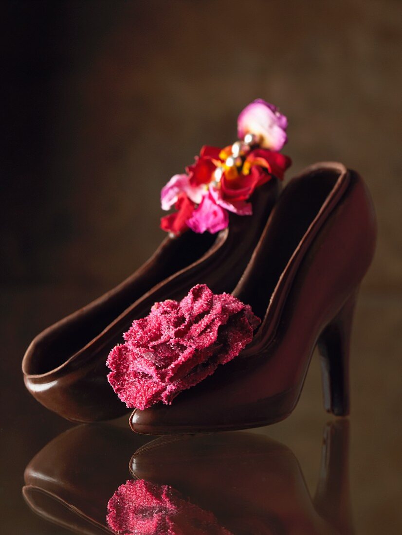 Chocolate shoes with a rose decoration