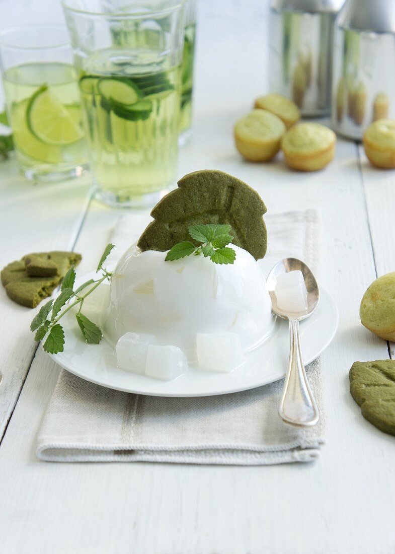 Coconut pudding with woodruff biscuits