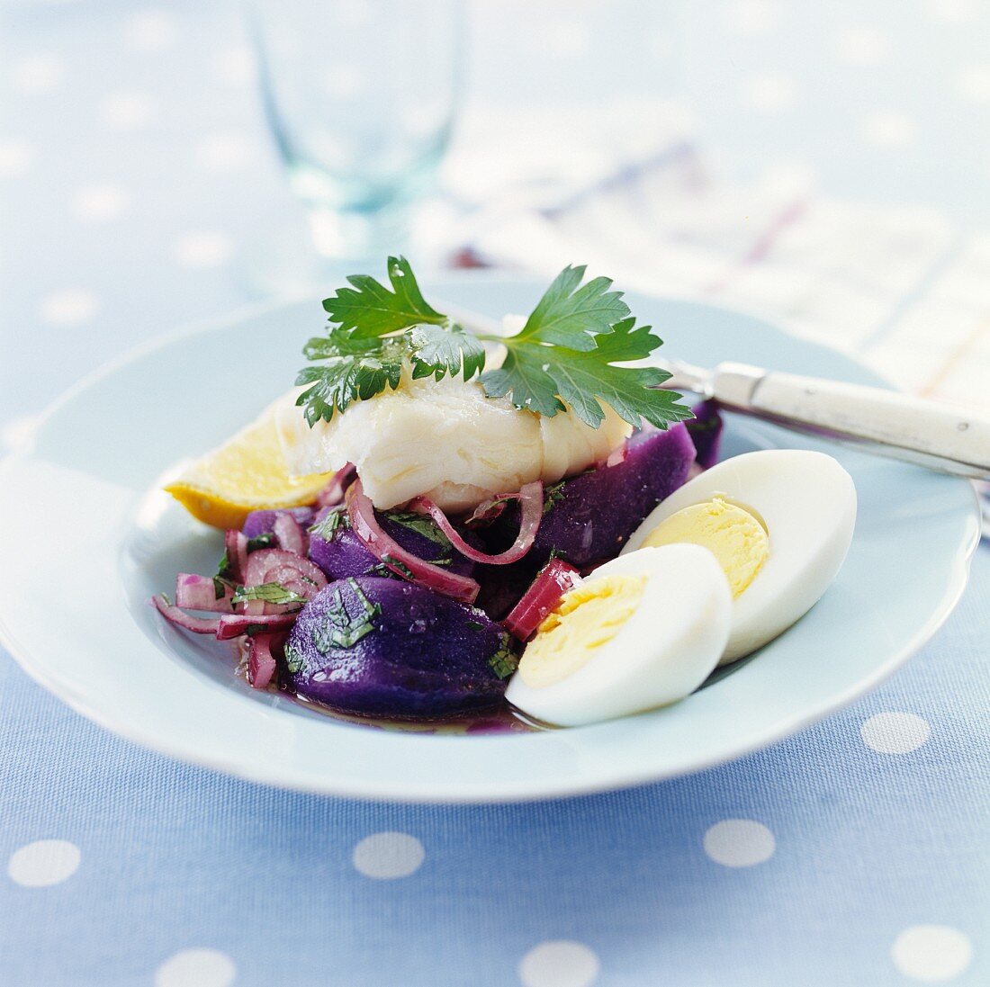 Beetroot salad with fish and egg