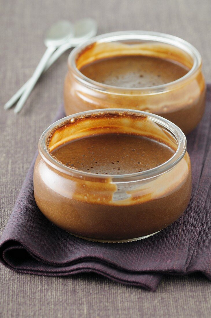 Chocolate mousse in two glass pots