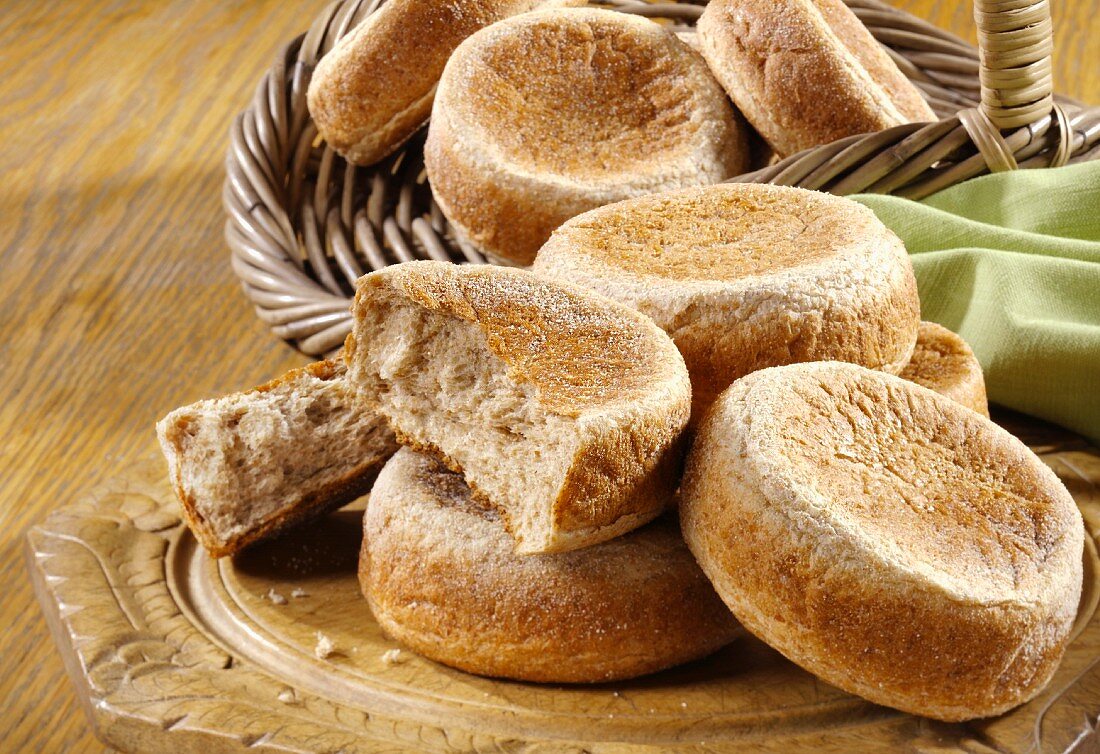 English muffins made with wholemeal flour