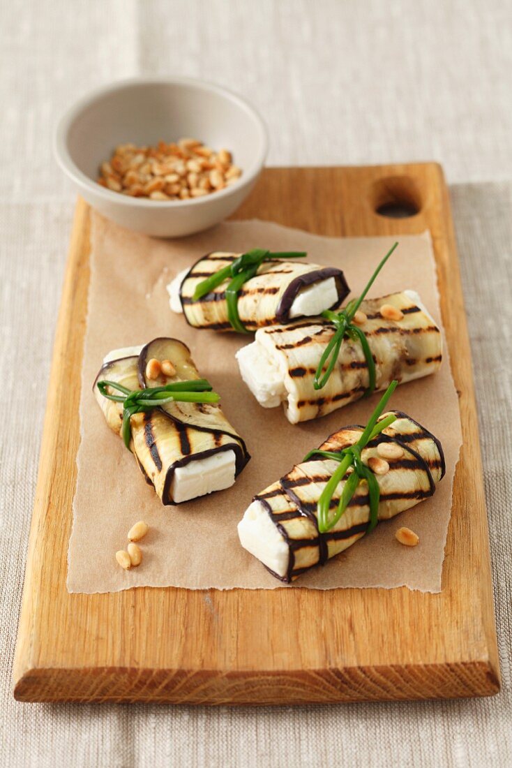 Grilled aubergine rolls filled with feta cheese