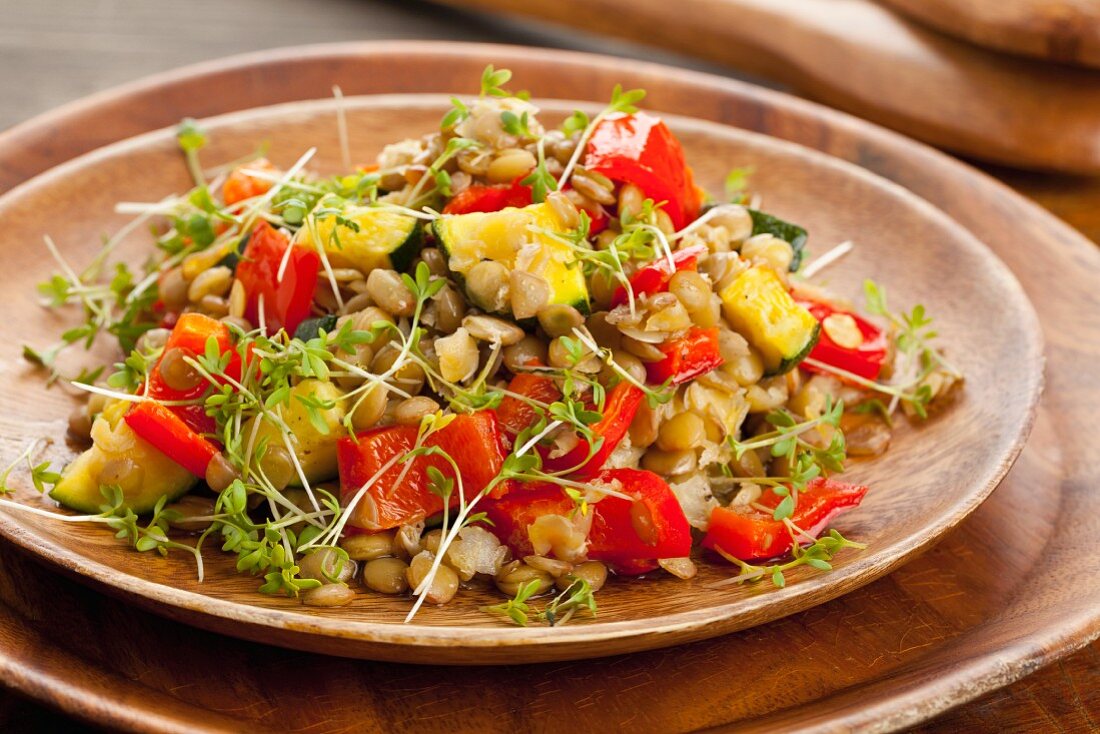 Lentil salad with grilled peppers, courgette and cress