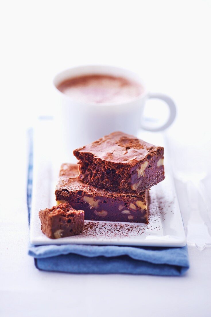 Brownies mit heißer Schokolade