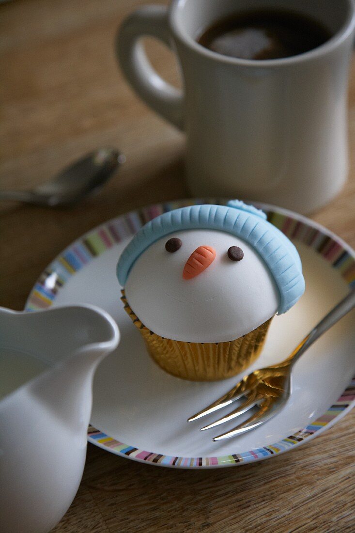 Schneemann-Cupcake zu Weihnachten