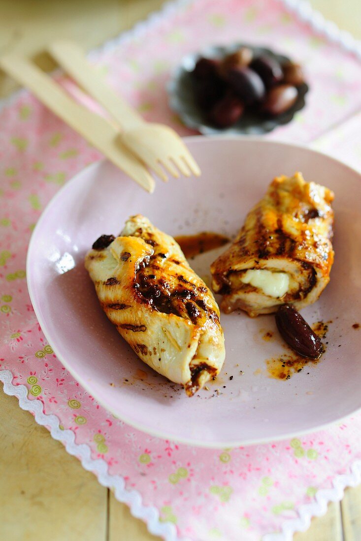 Grilled involtini with black olives
