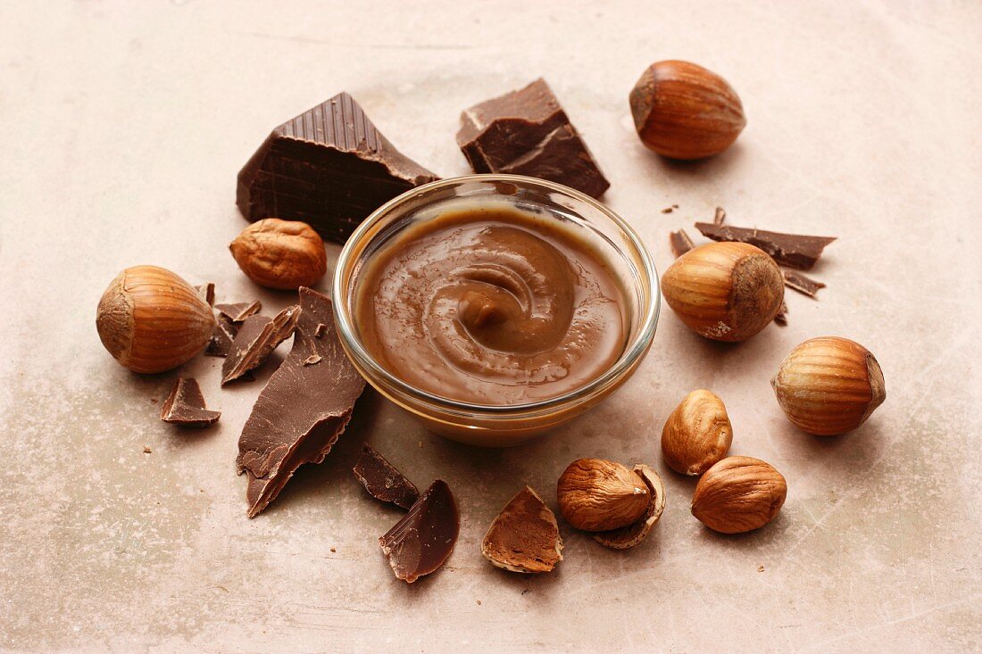 Nougat paste, hazelnuts and chocolate chunks