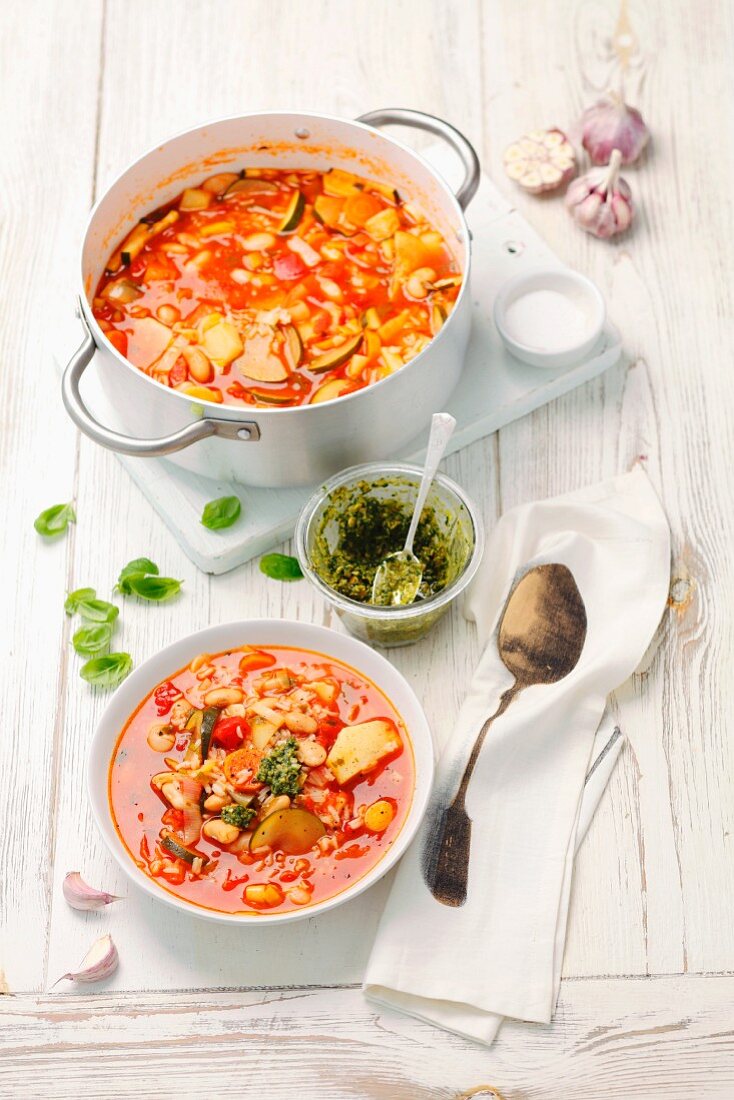 Vegetable soup with pesto