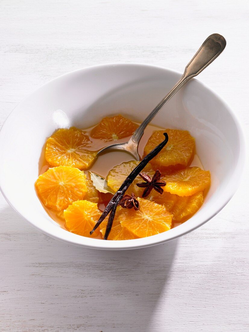 Orange salad with a vanilla pod and star anise