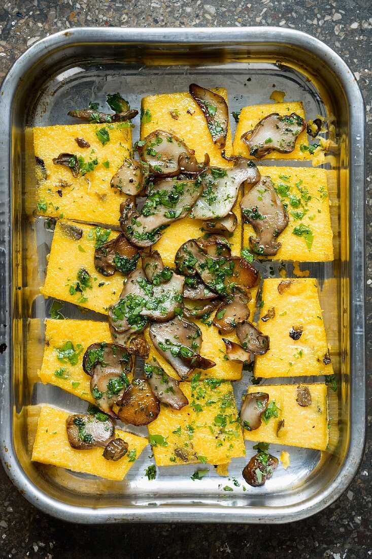 Polenta with porcini mushrooms and herbs