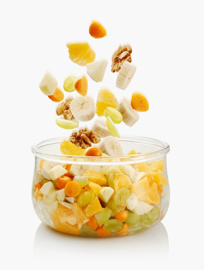 Fruit salad with walnuts