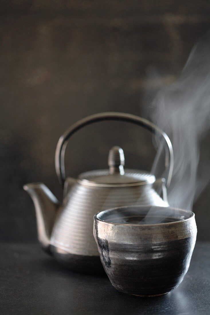 Heisser Tee in einer Teeschale