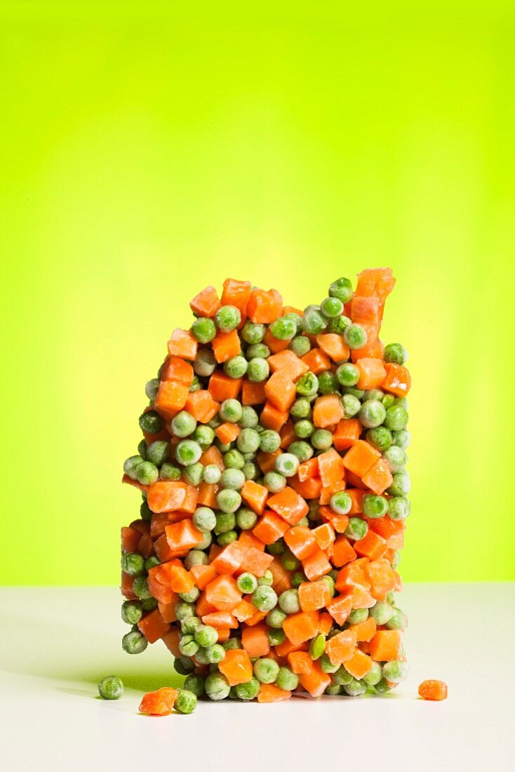 Frozen peas and carrots