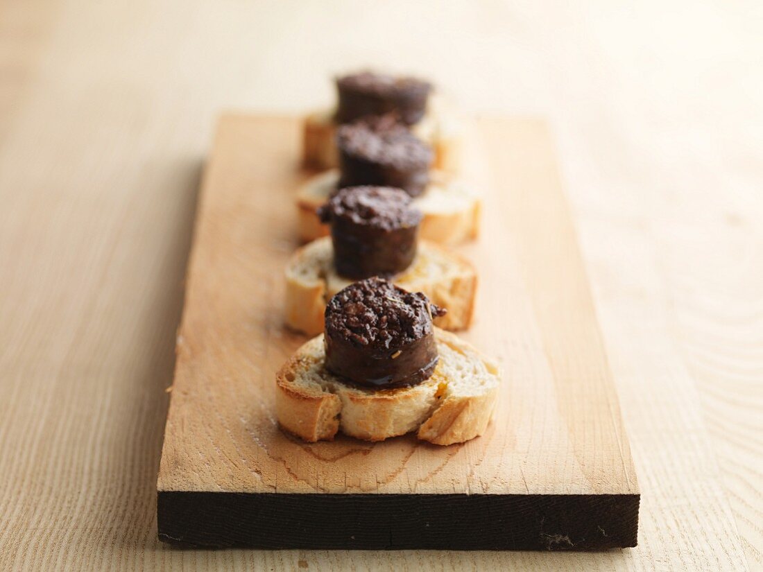 Black pudding with onion toast