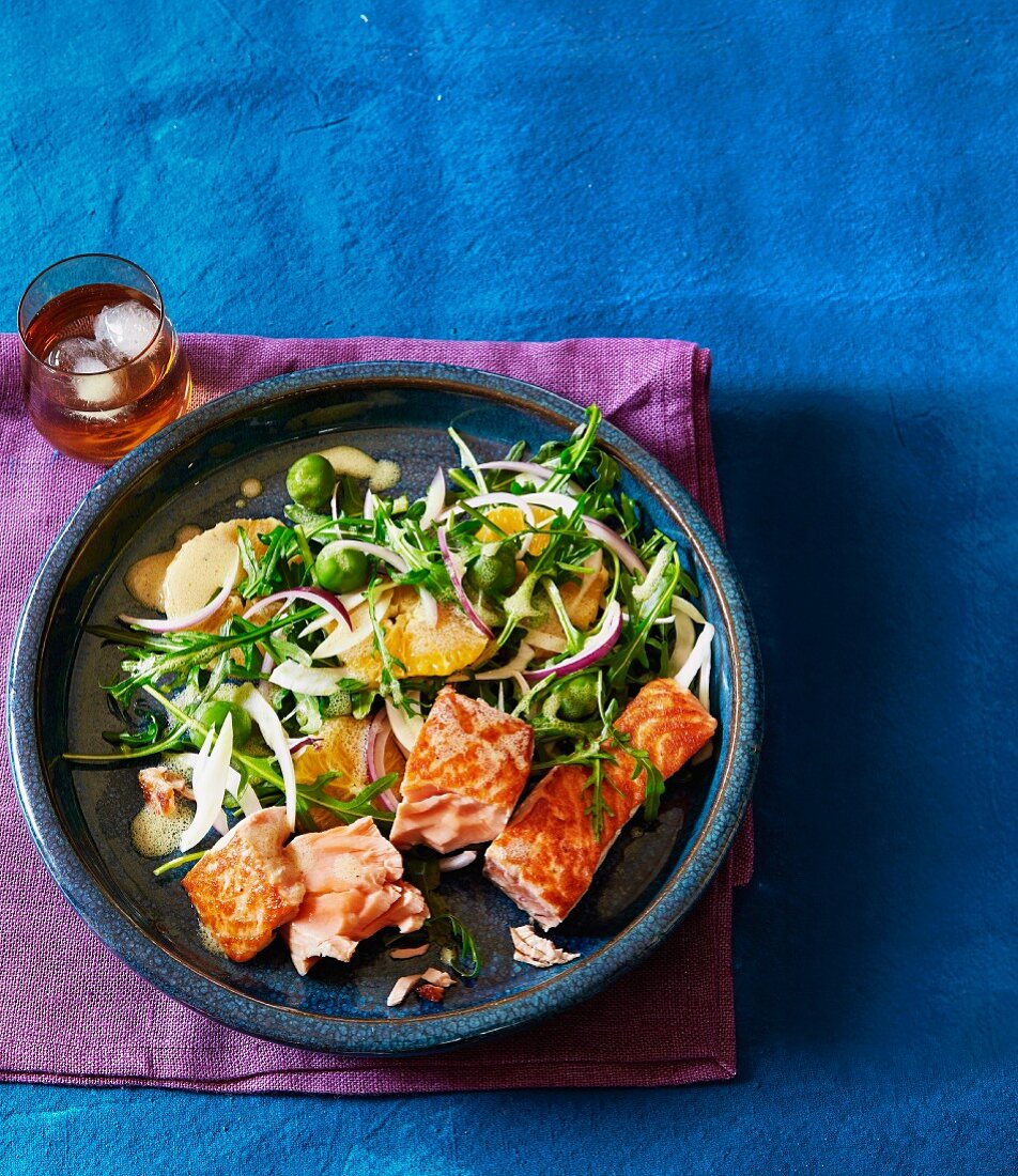 Salmon with a fennel and orange salad