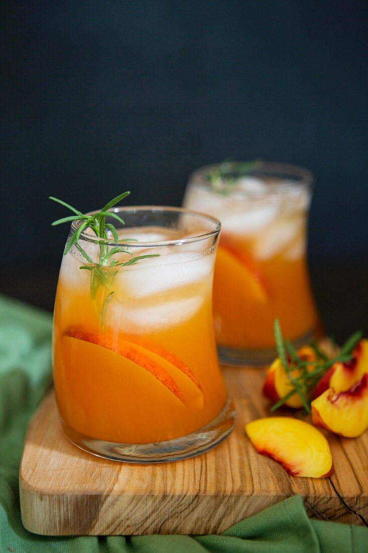 Peach and rosemary cocktail