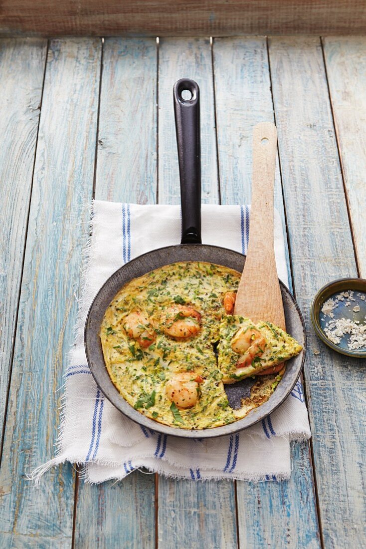 Prawn omelette with herbs