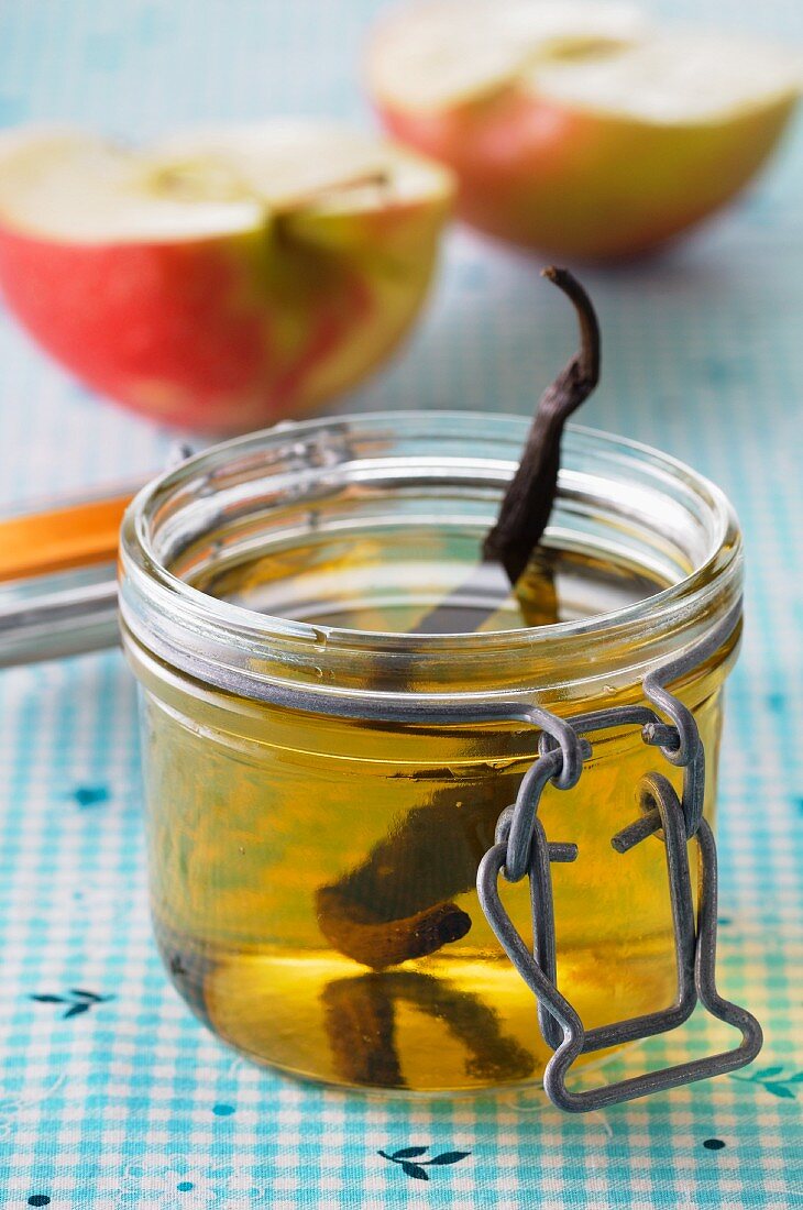 Apple jelly with a vanilla pod in a jam jar