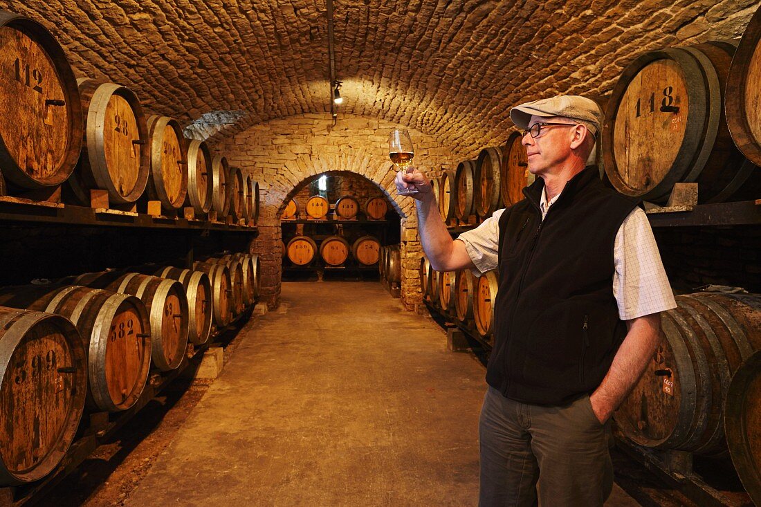 Jean Berthet-Bondet bei der Weinprobe