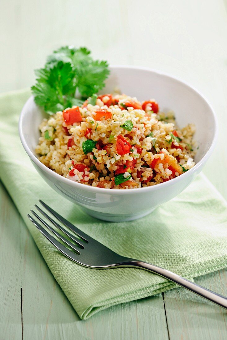 Tablouleh (Bulgursalat mit Tomaten, Minze & Petersilie, Libanon)