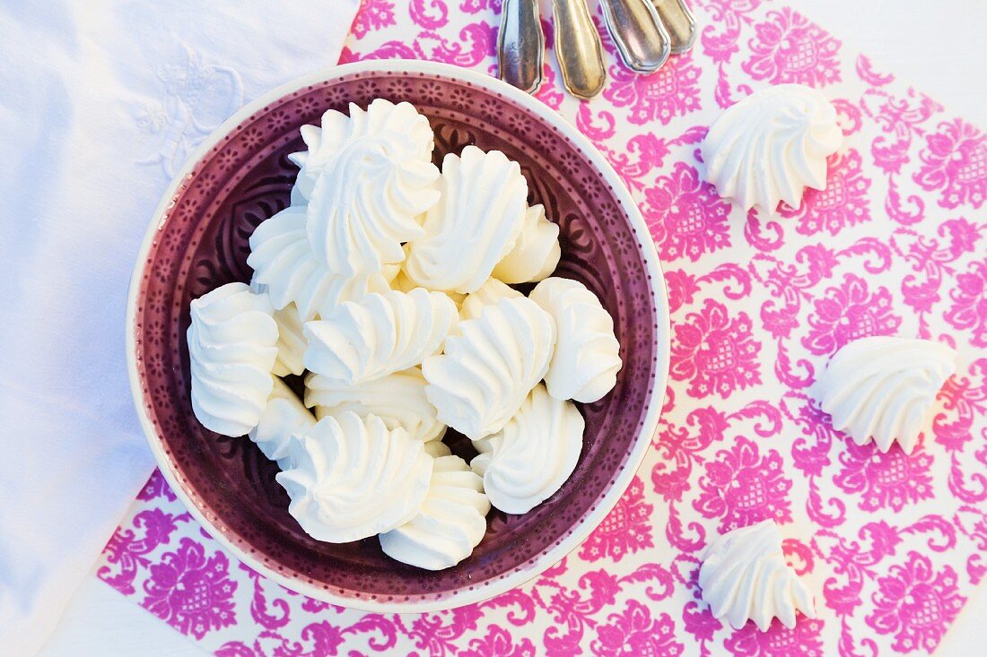 A bowl of meringues